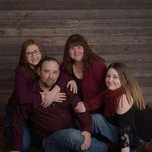 Meet your Posher, Caitlyn